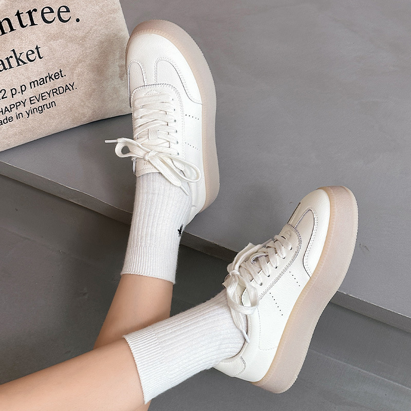 Retro Moral Training Shoes Women's Thick Sole Heightening White Shoes 2025 New Spring and Autumn Niche Easiest for Match Casual Sports Shoes