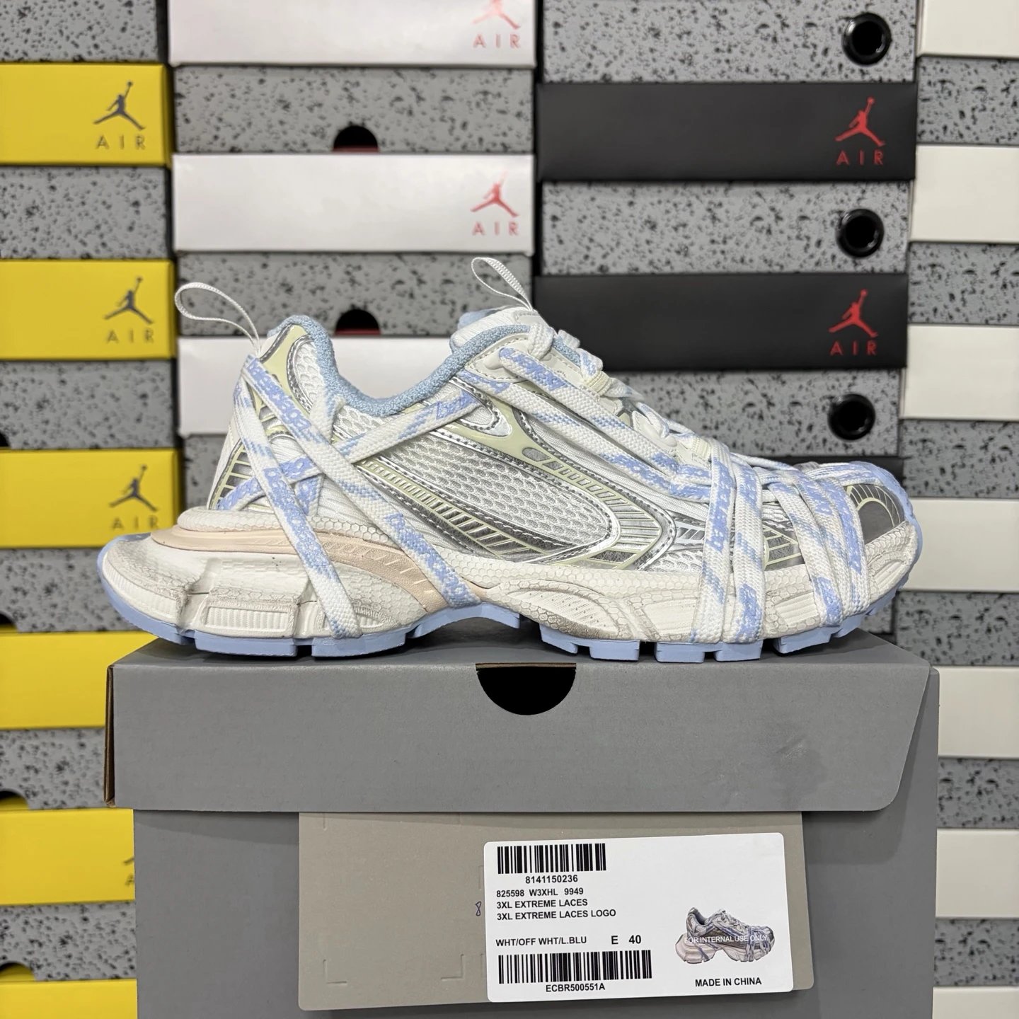 Balenciaga 3XL Extreme Laces Logo WHT/OFF WHTL.BLU