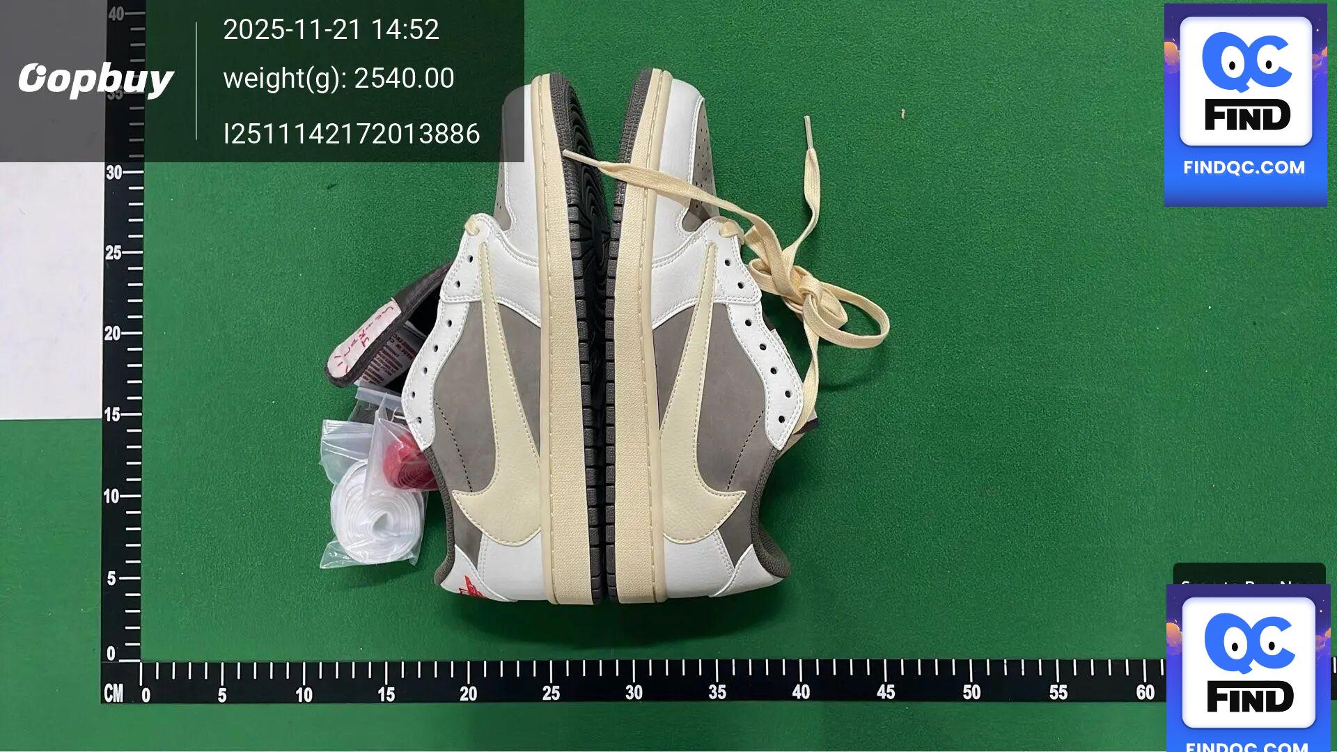 Air Jordan 1 Low Travis Scott QC