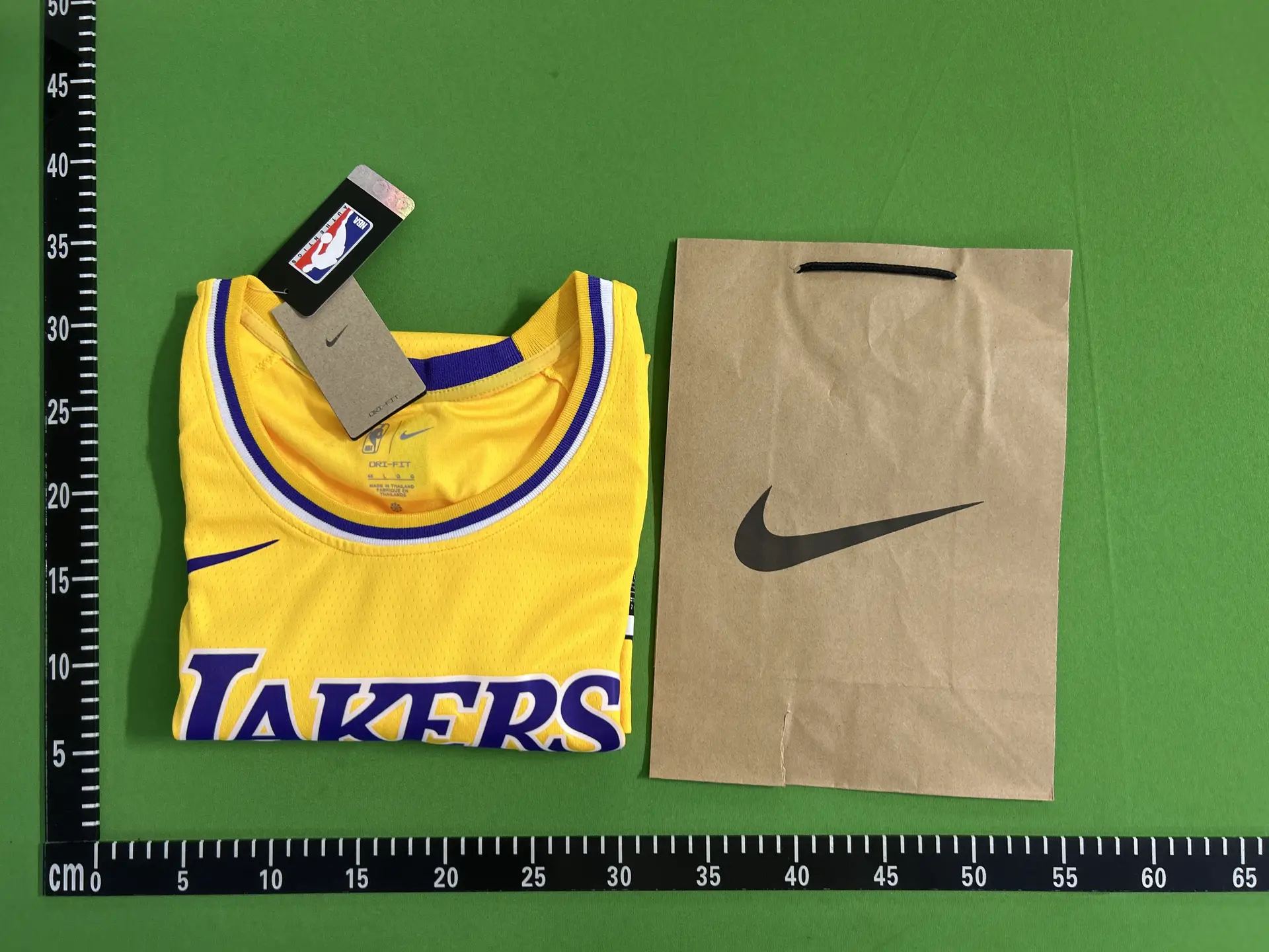Nike Los Angeles Lakers Jersey