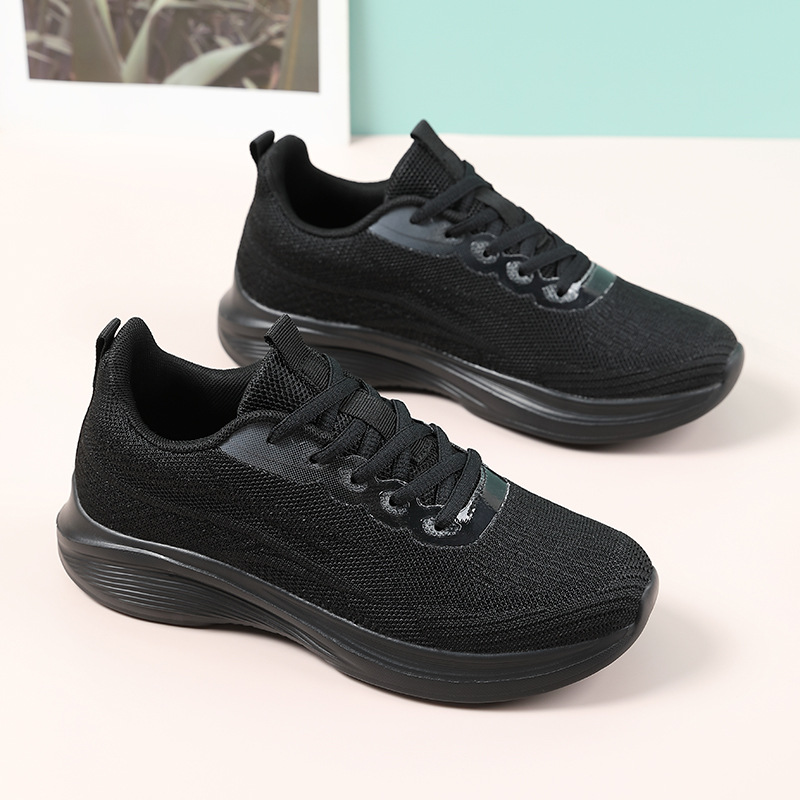 All Black Running Shoes Women's Shoes 2025 New Spring Mesh Lightweight Soft Sole Not Tired Feet Black Sports Casual Shoes