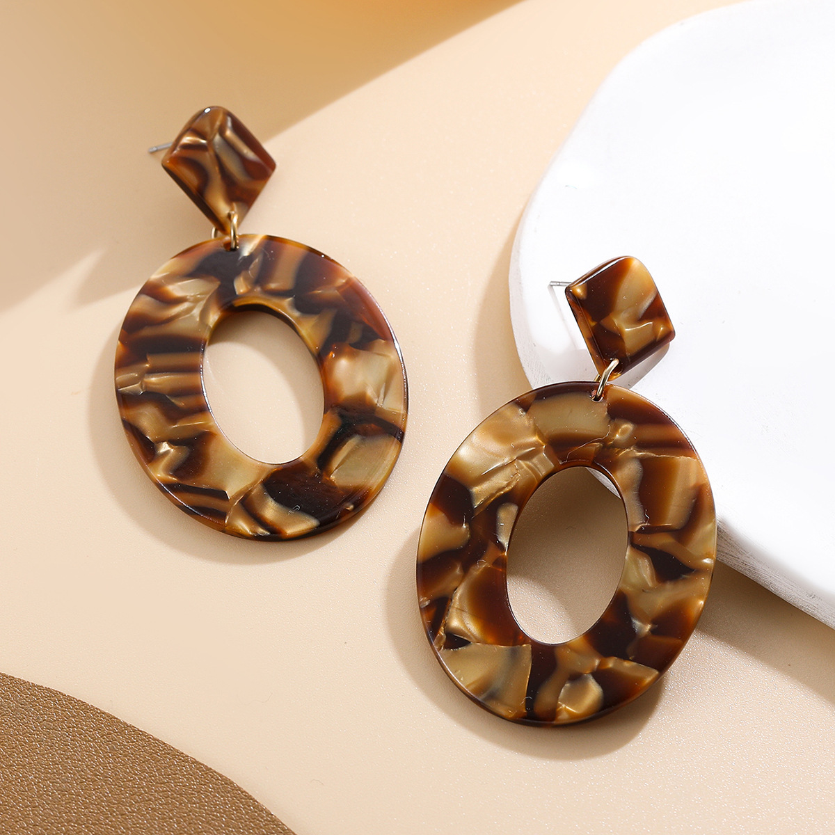 Europe and the United States cross-border supply of acrylic acetic acid plate earrings marble pattern hawksbill earrings oval earrings female