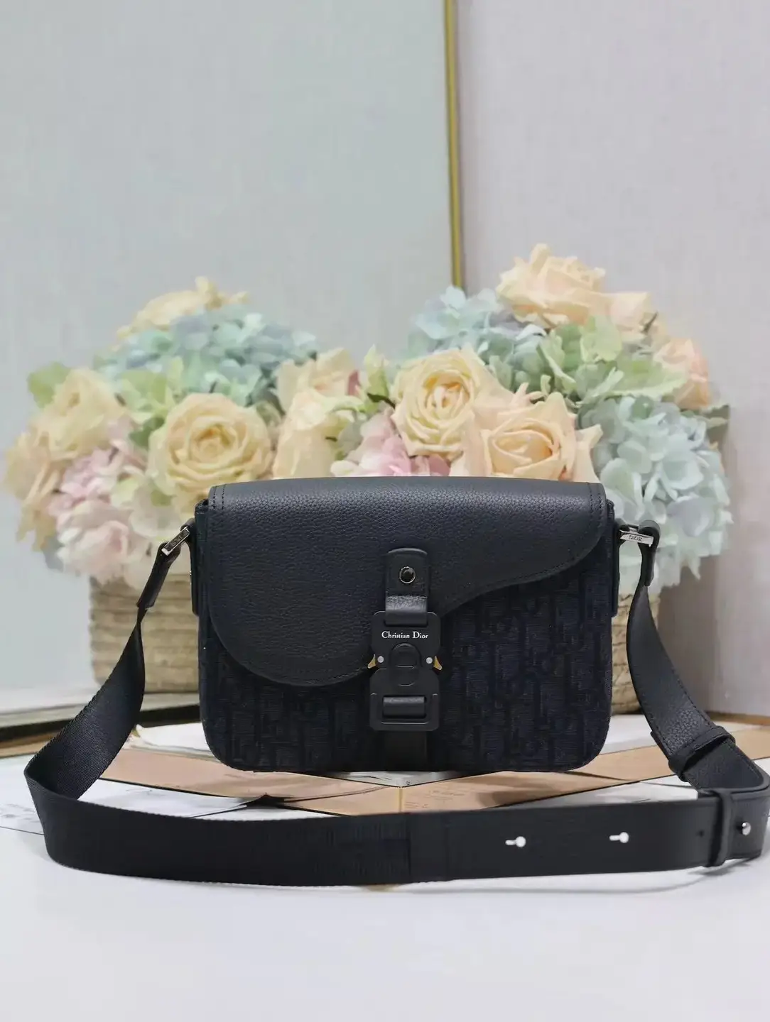 2098---DDD---BAG--999