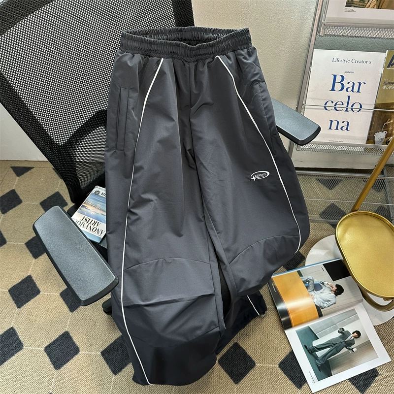 Autumn wide leg landing paratrooper pants men's American retro fashion brand loose straight leg casual 𫔮 versatile sports mountaineering pants
