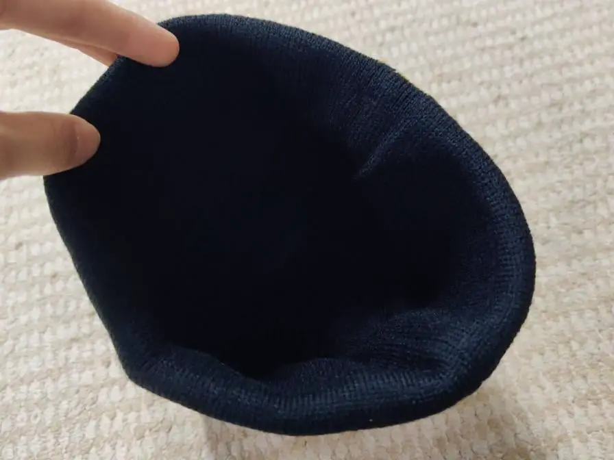 Oma Niche Black Knit Hat