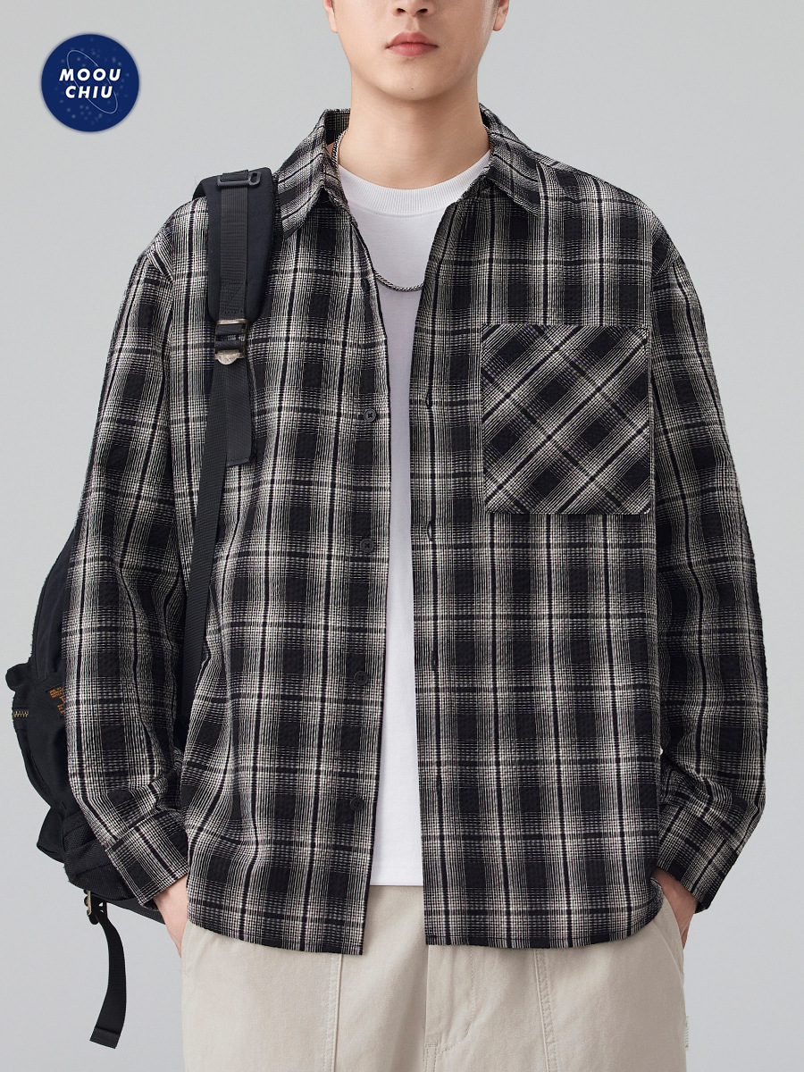 Muqiu Men's Wear | Japanese Retro Large Plaid Long Sleeve Shirt for Men, Loose Fit, Turn-Down Collar, Bubble Fabric, Casual Style Shirt
