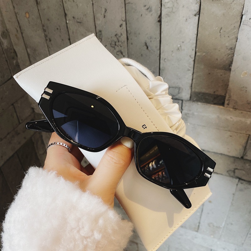 Cross-Border New Korean Fashion Retro Cat-Eye Sunglasses Tiktok Influencer Outfit Street Style Square Frame Sunshade Sunglasses Trend