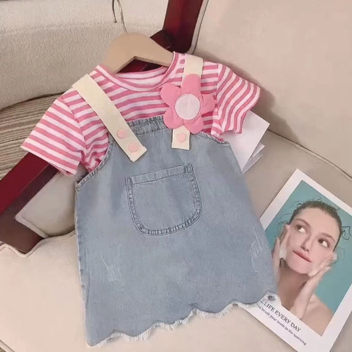 Summer Girls suit Baby Stylish Children's Personalized Trendy Korean Striped T-shirt Three-dimensional Flower Denim Strand Dress
