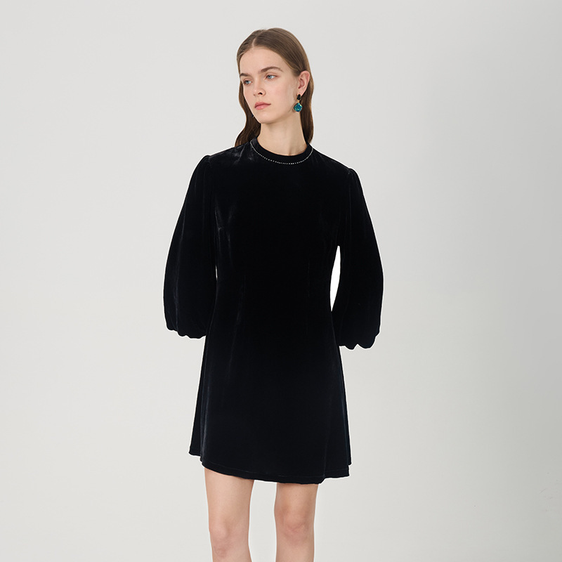 Black Silk Dress with Waist-Cinching Design, Made from Mulberry Silk, Women's 2026 New Model, Light Luxury High-End Niche Women's Suit Dress
