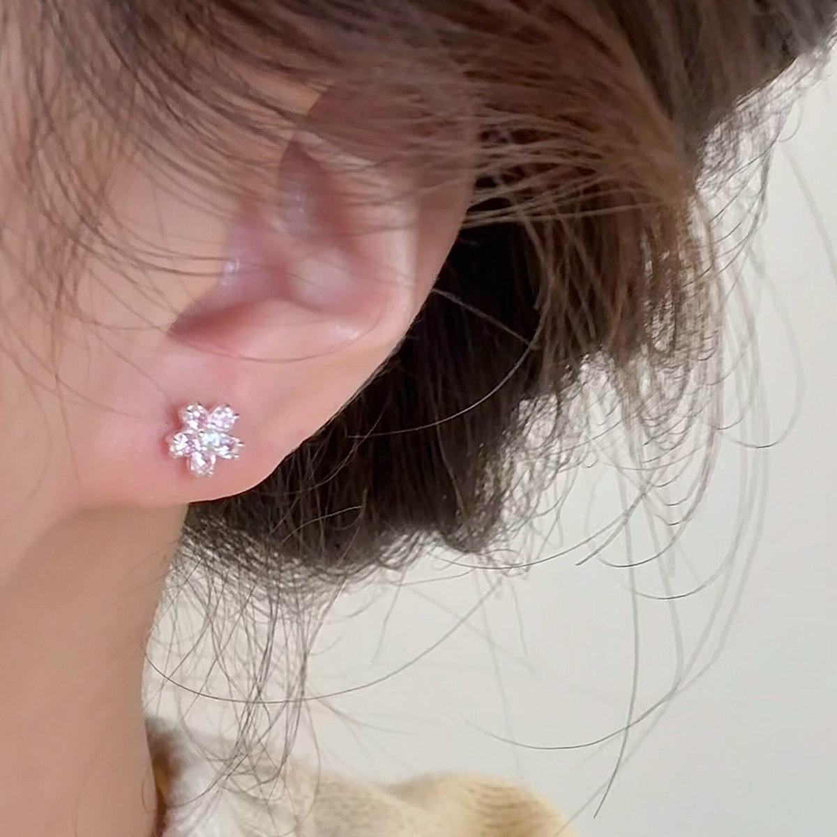 Spring Cherry Blossom Pink Sparkling Diamond Earrings 2026 New Style Sweet and Exquisite Light Luxury Niche Design Earrings Jewelry Customization