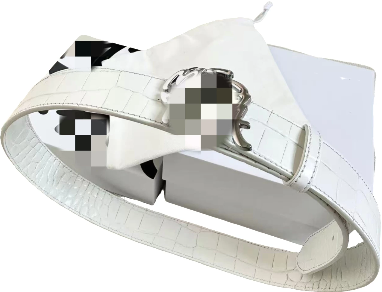 Me white leather belt