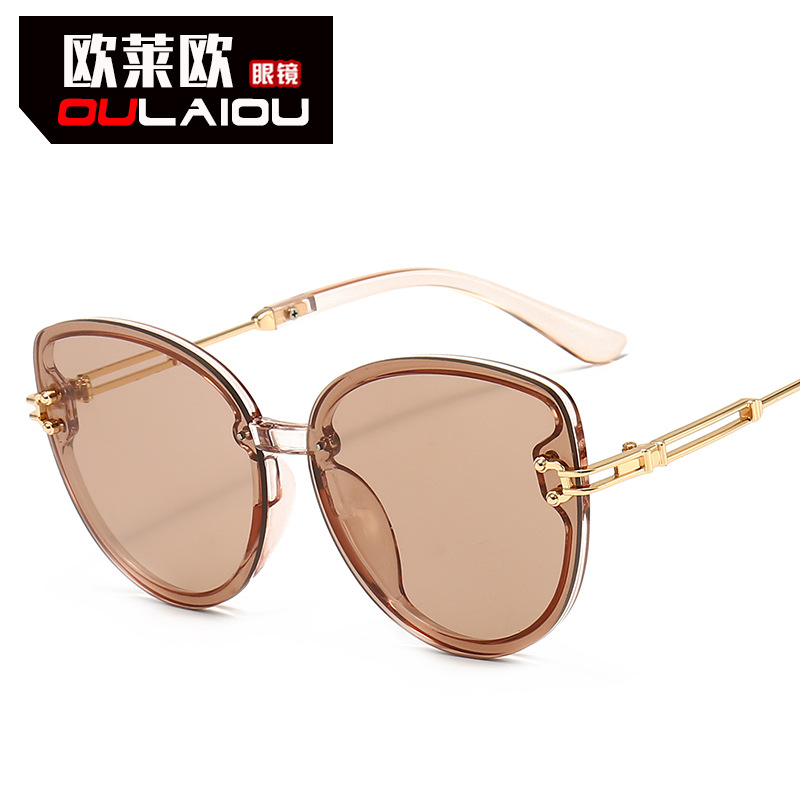 Factory direct spot 6066 European and American fashion ladies sunglasses wholesale large frame cat eye sunglasses tide sunglasses