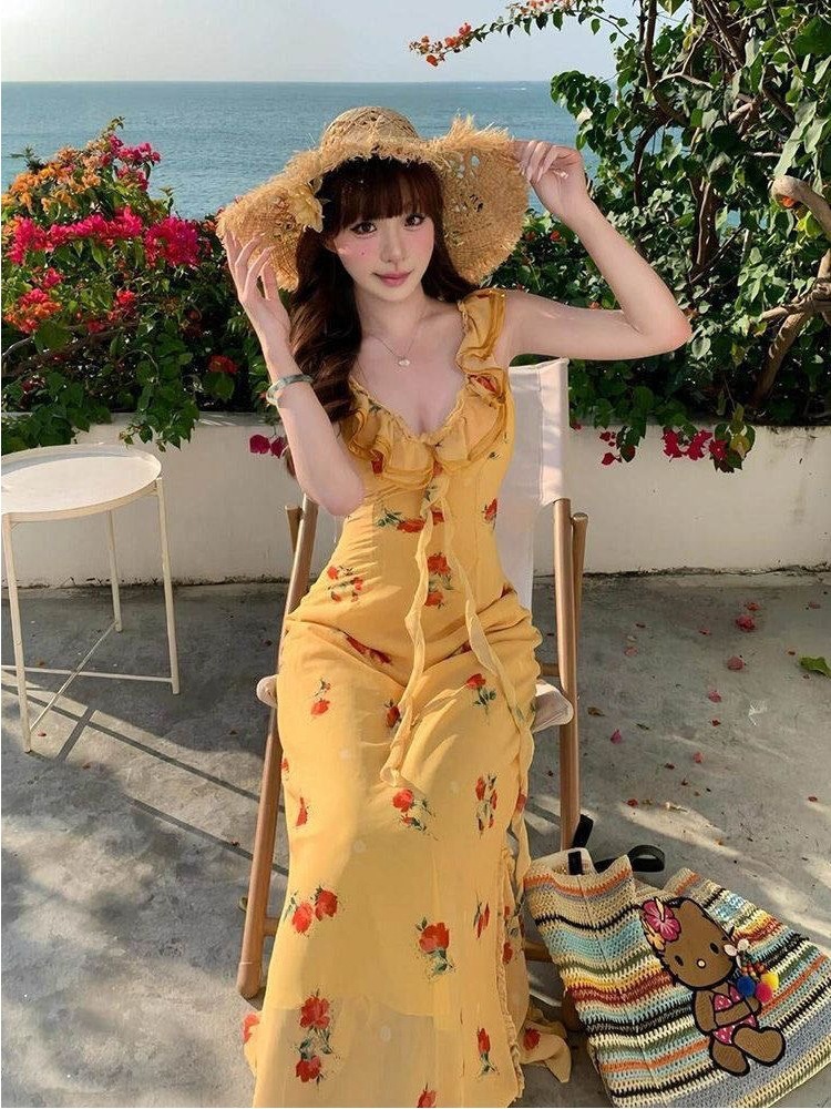 2026 New Style French Seaside Resort Style Floral Suspender Dress for Women, Summer Super Fairy-Like High-End Fishtail Long Dress
