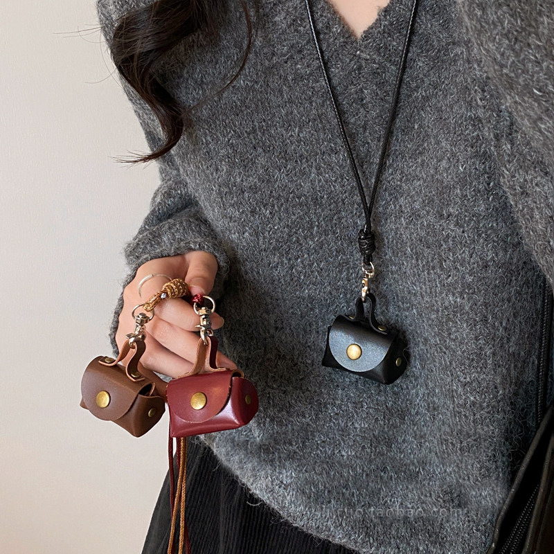 Vintage Leather Coin Purse Bag Neck Necklace Women's Small Long Woolen Chain Headset Protective Case for Crossbody Storage