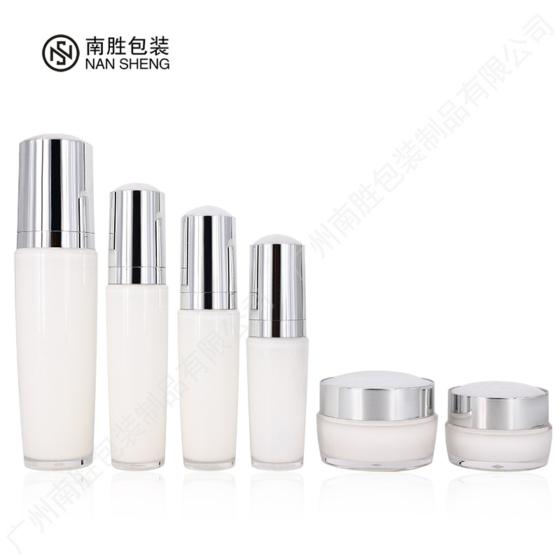 Straight round acrylic bottle 15ml press lotion pump head bottle 5G Eye Cream Lip film sample sub-pack can cream box