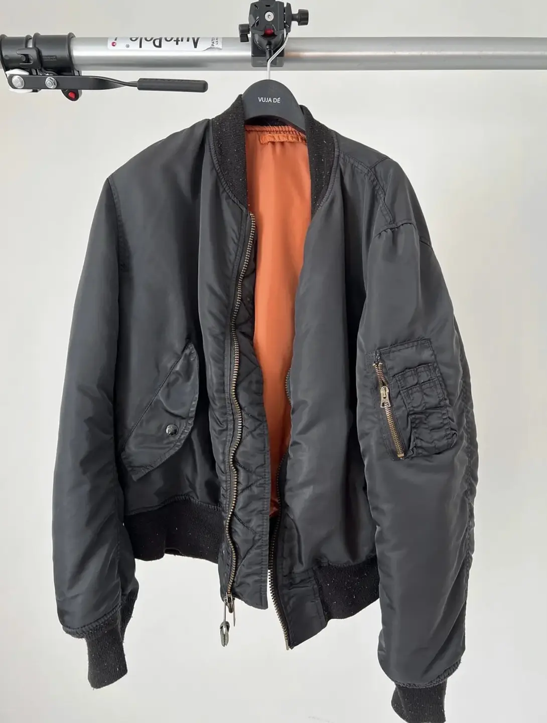 Zhangyu's Kenijima-Inspired Vintage Ma-1 Bomber Jacket, 80S Style, Clean Fit