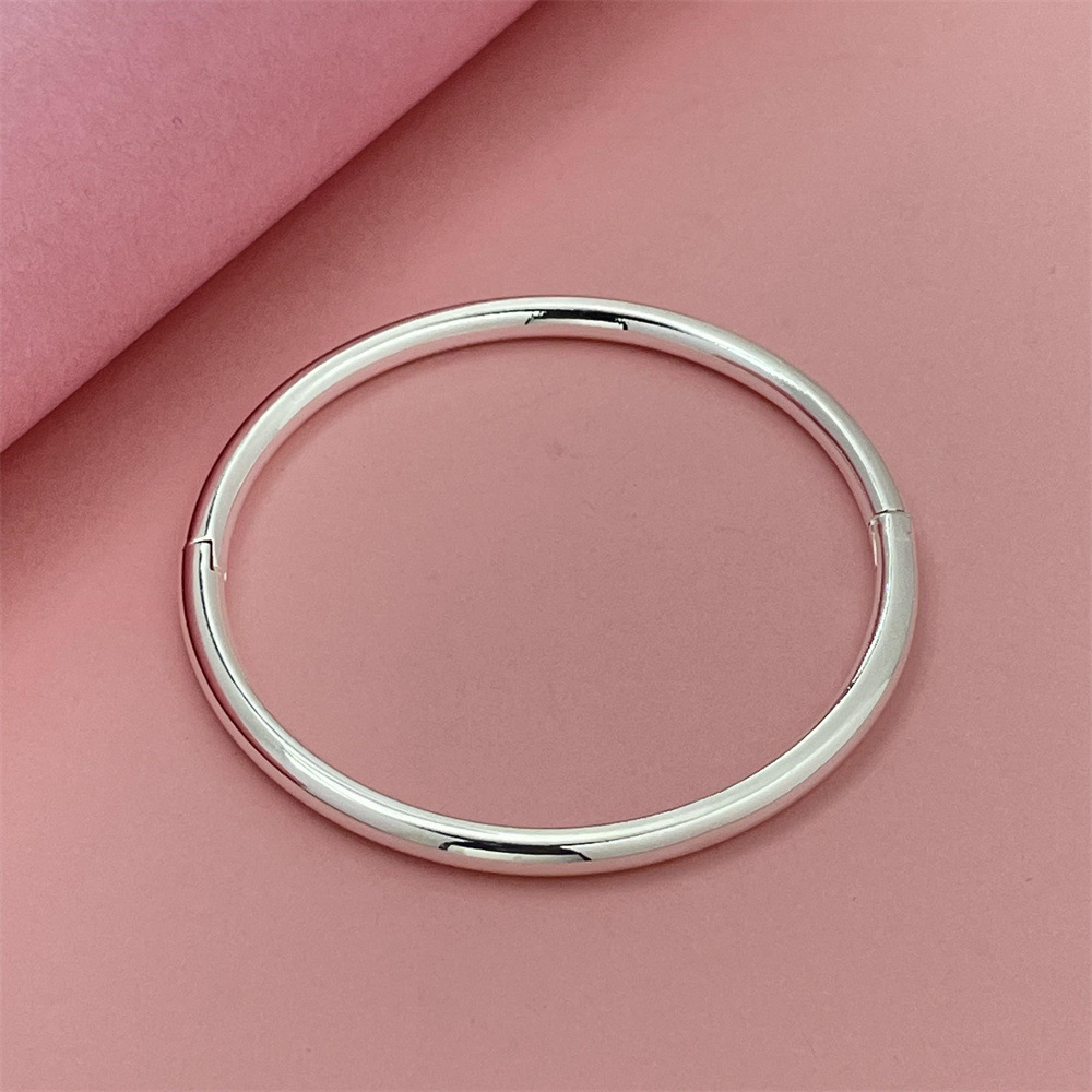 Foreign trade export silver-plated round wire can be opened bracelet net red popular in stock supply bracelet in stock wholesale