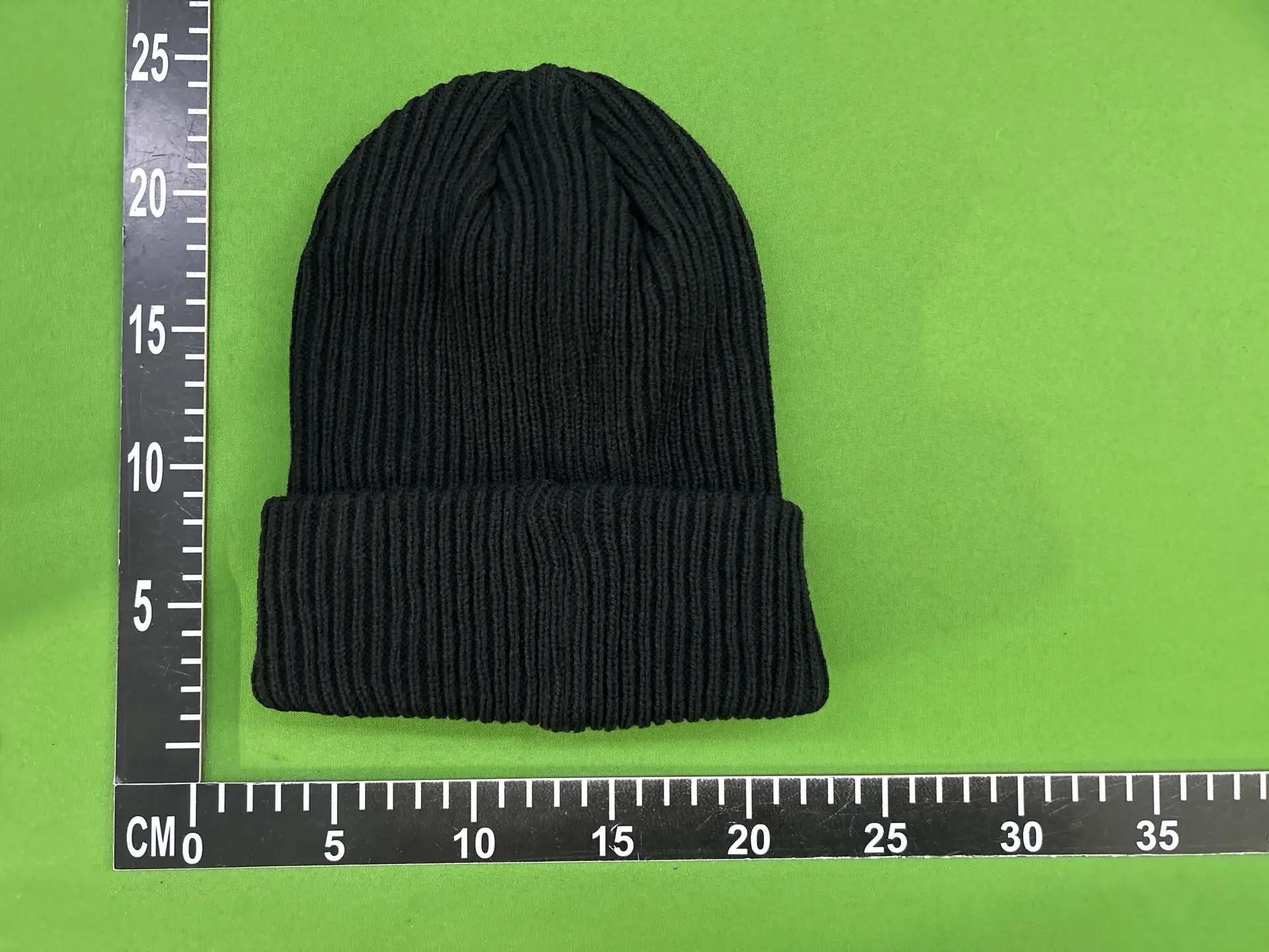 JNDE Black Knit Hat