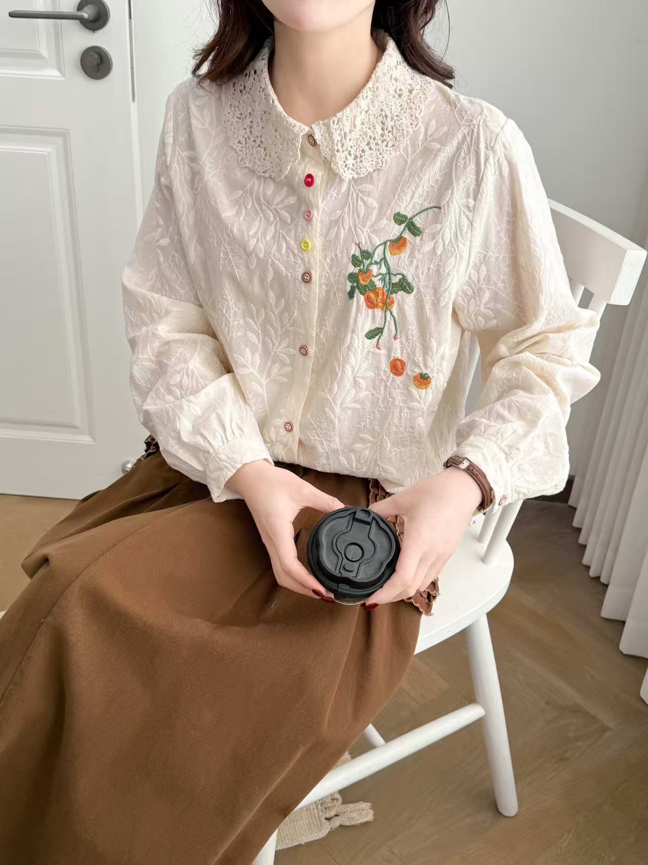 26 Spring Style Shirts, Jacquard Embroidered Lace Shirts, Loose Casual Round Neck Shirts, Long-Sleeved New Style Shirts, Skin-Friendly