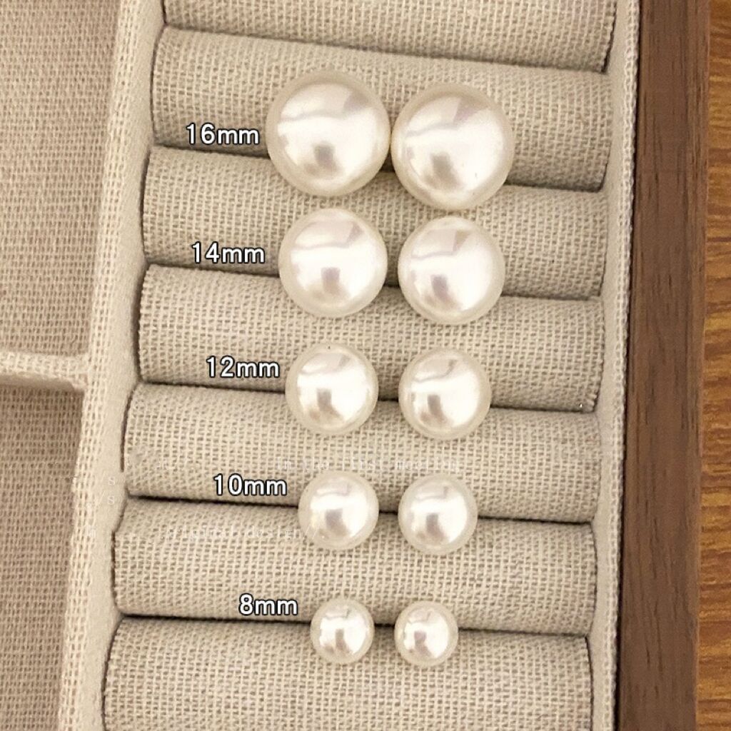 Flat Round Pearl Earrings for Women, 2025 New Style, Simple and Elegant Earrings, High-End Feel, S925 Silver Needle, Ear-Friendly