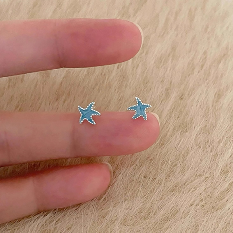 Mini small fresh blue starfish earrings female Korean simple temperament sweet cute commuter student earrings wholesale