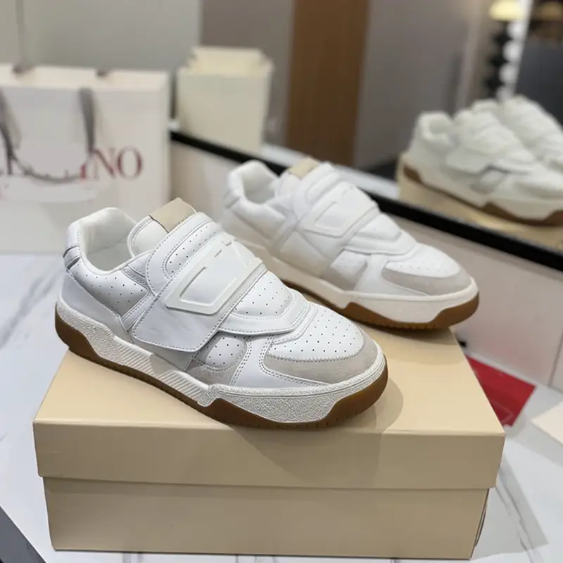 Foreign Trade 2025 New V-Brand Unisex Casual Sports Sneakers with Velcro, Thick-Soled Height-Increasing Versatile White Shoes