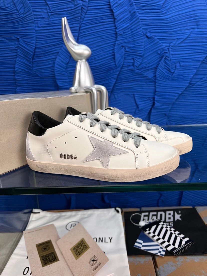 Golden Goose Superstar sneakers