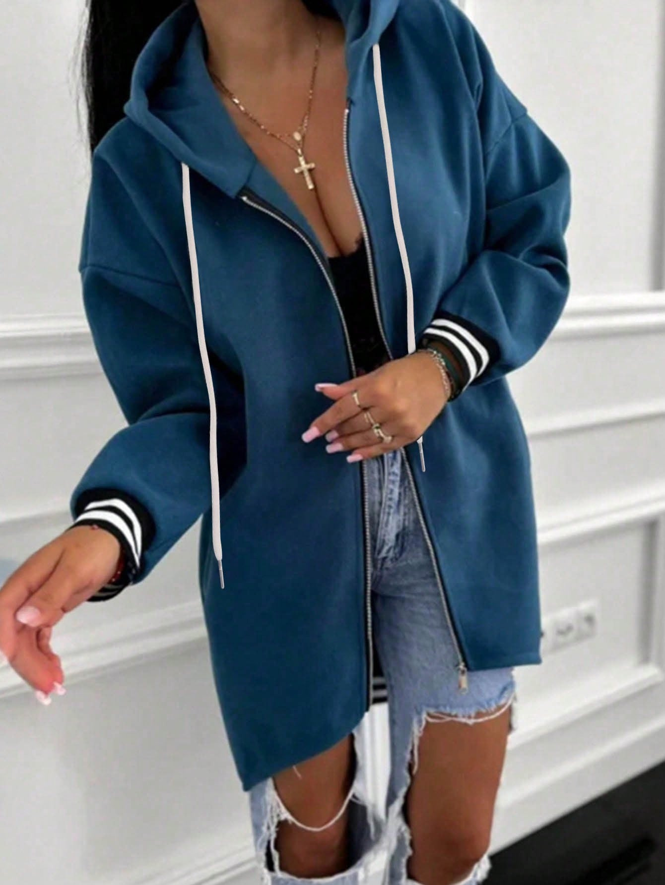 Korean-Style Versatile Hooded Sweatshirt for Women, Thin Design That Hides the Belly and Makes You Look Slimmer, Unique Cardigan, Loose and Fashionable Jacket for Women