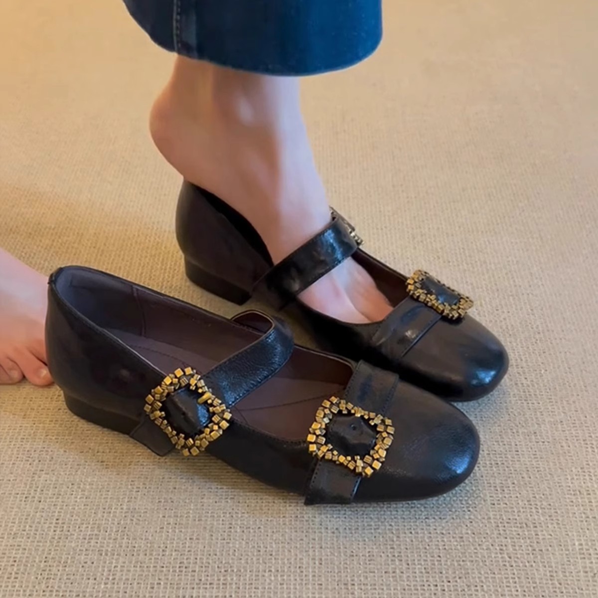 In Stock~ Retro Mary Jane Shoes for Women, 2026 Early Spring New Style, Single-Strap Metal Square Buckle, Shallow Flat Shoes