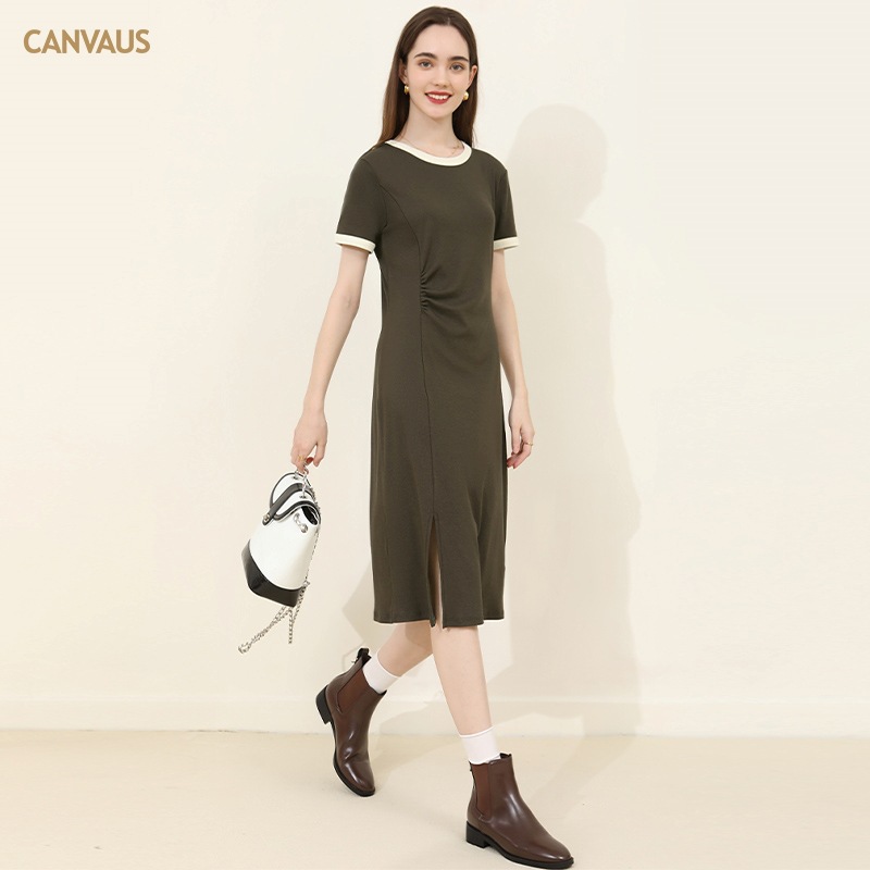 Summer Women's New Contrast Color Slit Skirt Casual Pleated Dress Women's Short-Sleeved Mid-Waist Round Neck Knitted Mid-Length Skirt