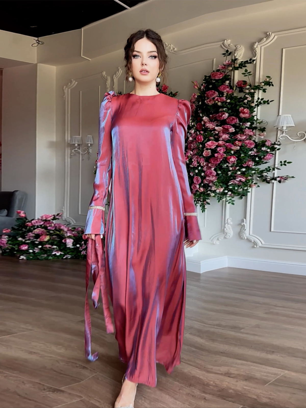2026 Amazon New Dress Model with Static Sparkle and Elegant Flowing Satin Skirt