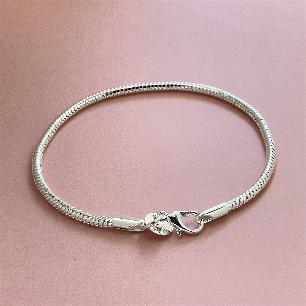 Foreign trade jewelry silver plated 3MM snake bone bracelet small red book shake sound popular bracelet in stock wholesale