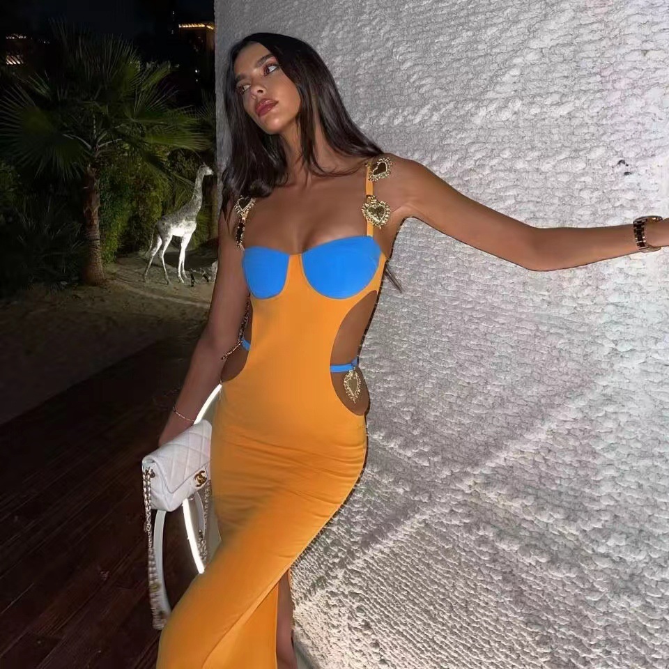 European and American women's foreign trade independent station 2024 spring new dress mid-length waist-exposed slim-fit heavy luxury bandage