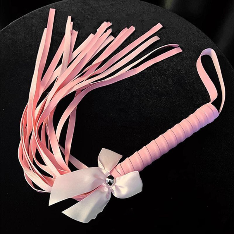 Sm Props Pvc Erotic Whip for Training and Punishment, Bow-Shaped Erotic Whip, Couple's Teasing Supplies, Wholesale and Dropshipping