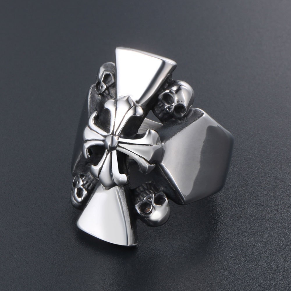 European and American titanium steel skull ring retro cross flower windmill ring trendy men hip hop jewelry SA508