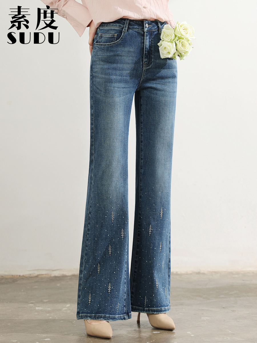 New Style Women's Flared Jeans with Rhinestone Leaf Embroidery on the Hem, Stretchy, Slim-Fit, Stylish Design, Floor-Length