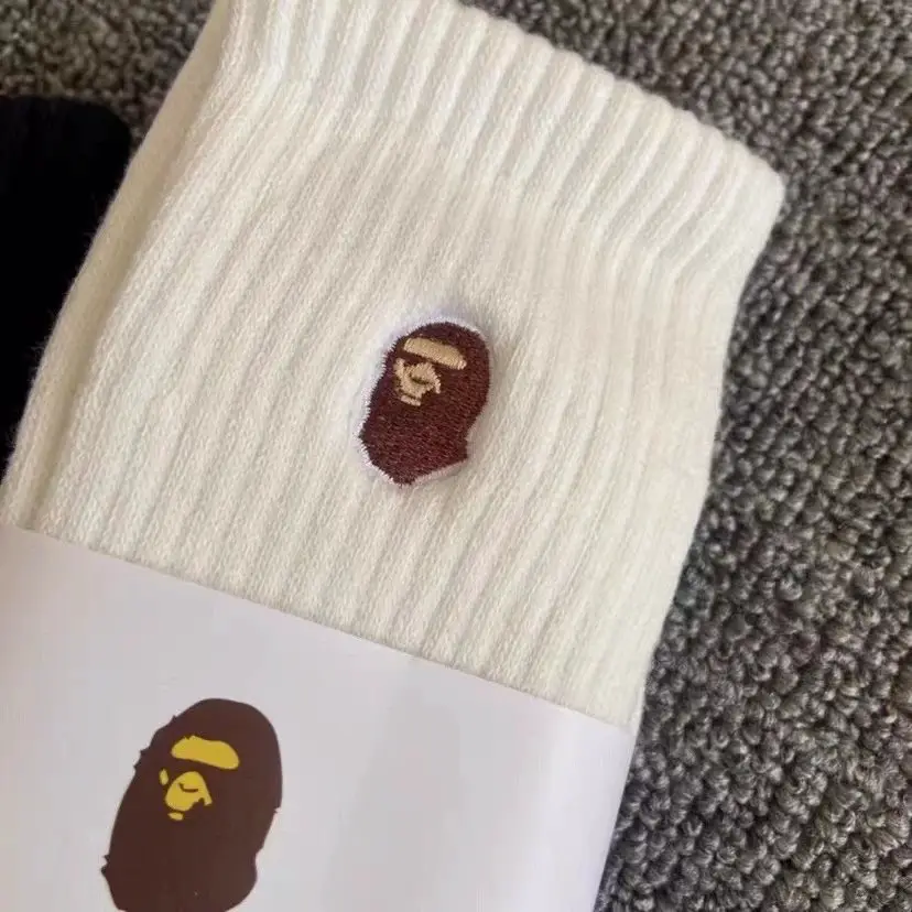 Bope Ape Head Embroidered Japanese Style Mid-Tube Socks High Socks Men's and Women's Sports Socks Thickened Warm Casual Fashionable Sock