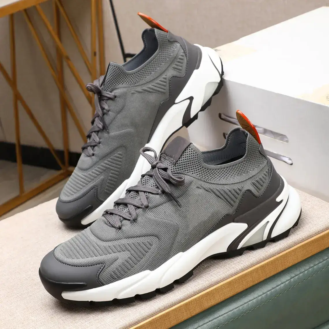 In-Stock 25 Autumn and Winter New Foreign Trade Popular Mesh Fly-Knit Breathable Thick-Soled Height-Increasing Comfortable Men's Sports Casual Shoes