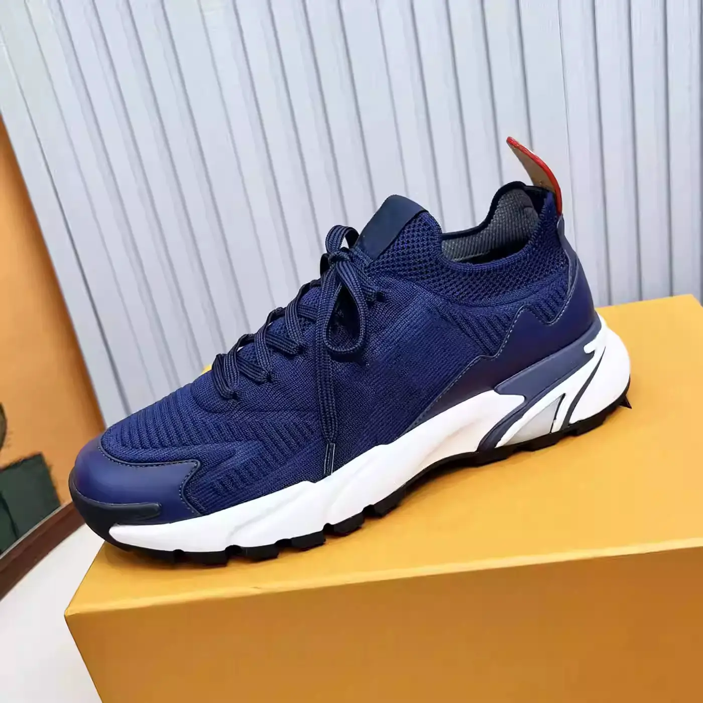 Cross-Border Foreign Trade 2025 New Men's High-Quality Sports Shoes Mesh Breathable Casual Running Shoes Shock-Absorbing Running Shoes