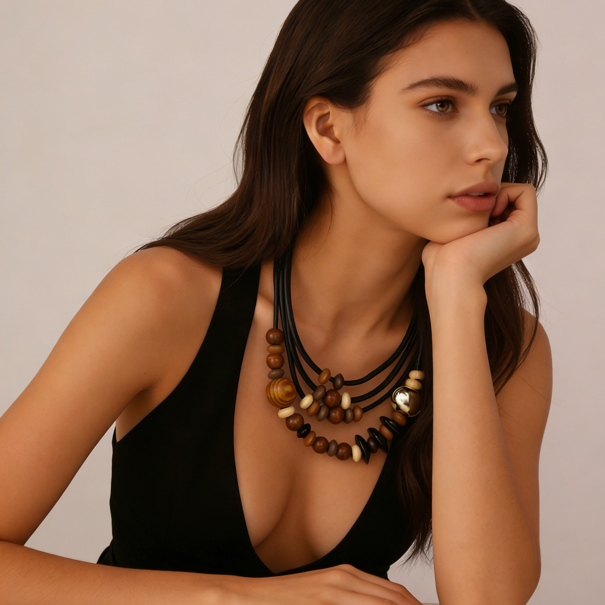 Cross-Border European and American Exaggerated Beaded Multi-Layer Necklace, Vintage Light Luxury Clavicle Chain, Resin Wood Beads, Niche Design Choker