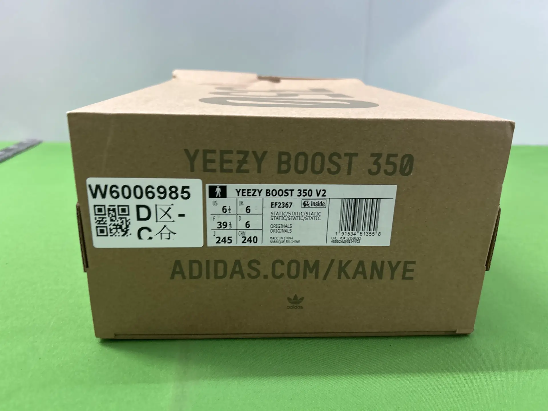 Adidas Yeezy Boost 350 V2 Static EF2367