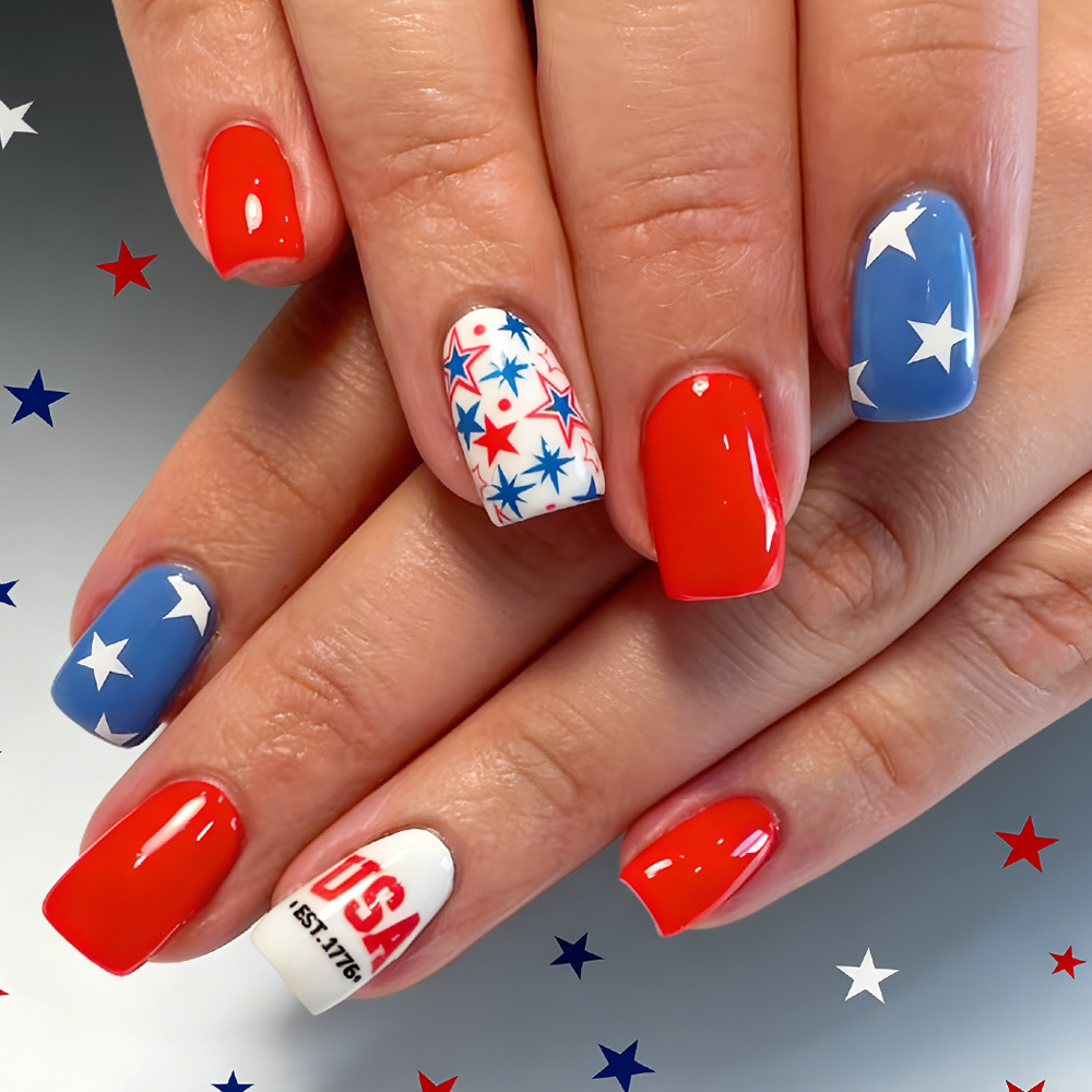 American Independence Day Chinese-Style Nail Art with Red, White, and Blue Five-Pointed Star Design, Glossy Manicure, 24-Piece Detachable Fake Nails