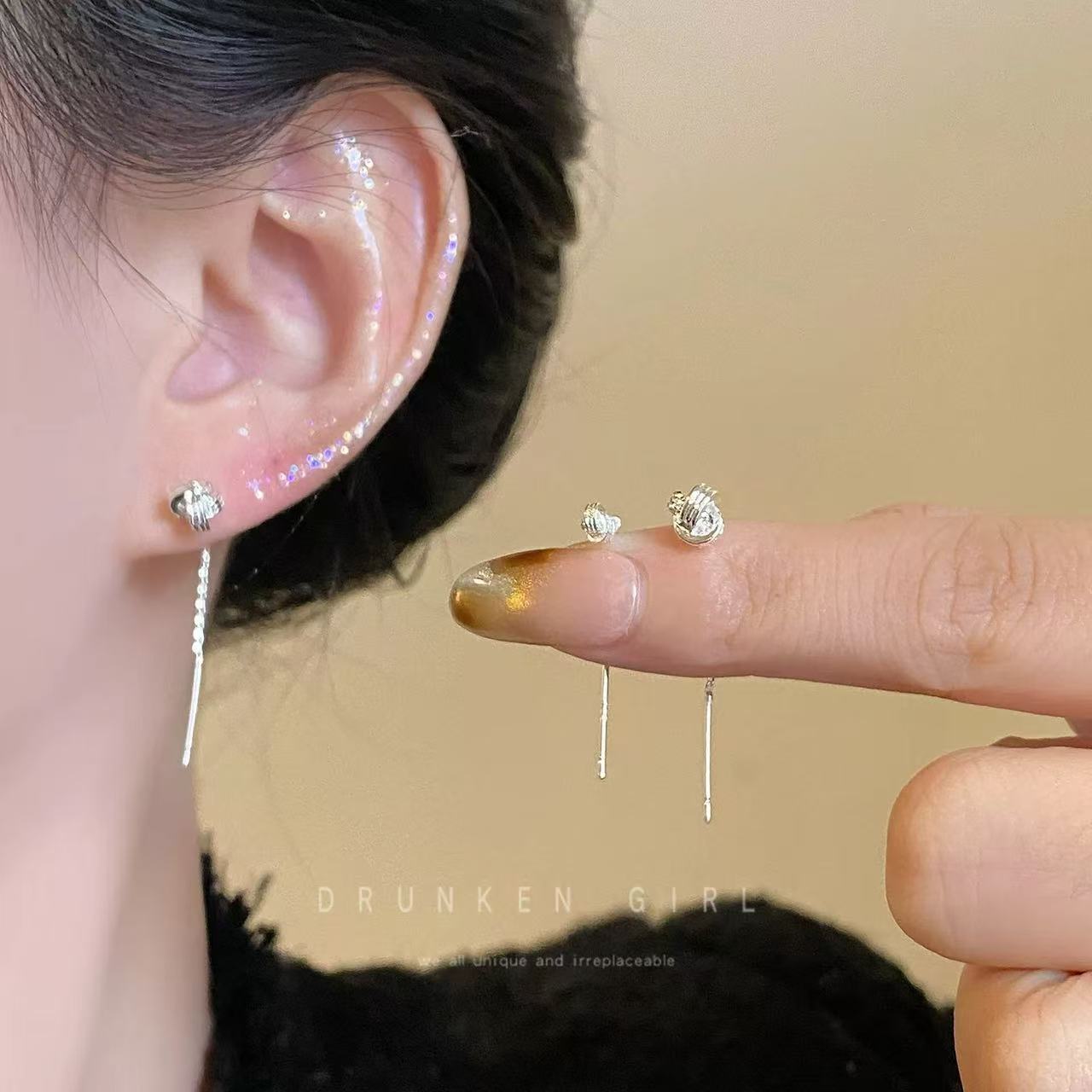 2025 Trendy Luxury Earrings with a High-End Feel, Short Style, Auspicious Knot Tassel Ear Thread, Niche High-End Earrings for Women