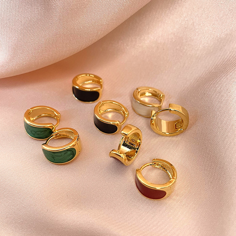 Retro Hong Kong Style High-End Semi-Circle Oil Drop Earrings for Women, Versatile, Exquisite and Compact Earrings, Fashionable Design Earrings