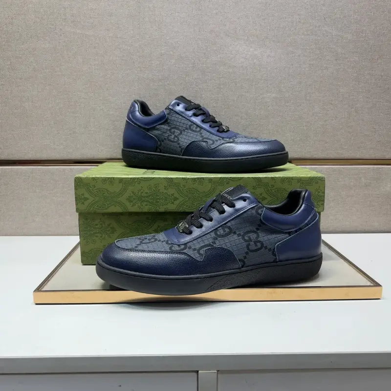 European New Men's Shoes Leisure Fashion Brand Fashion Sports Low-top All-match Comfortable Breathable Sneakers Lightweight Fashionable Men's Shoes
