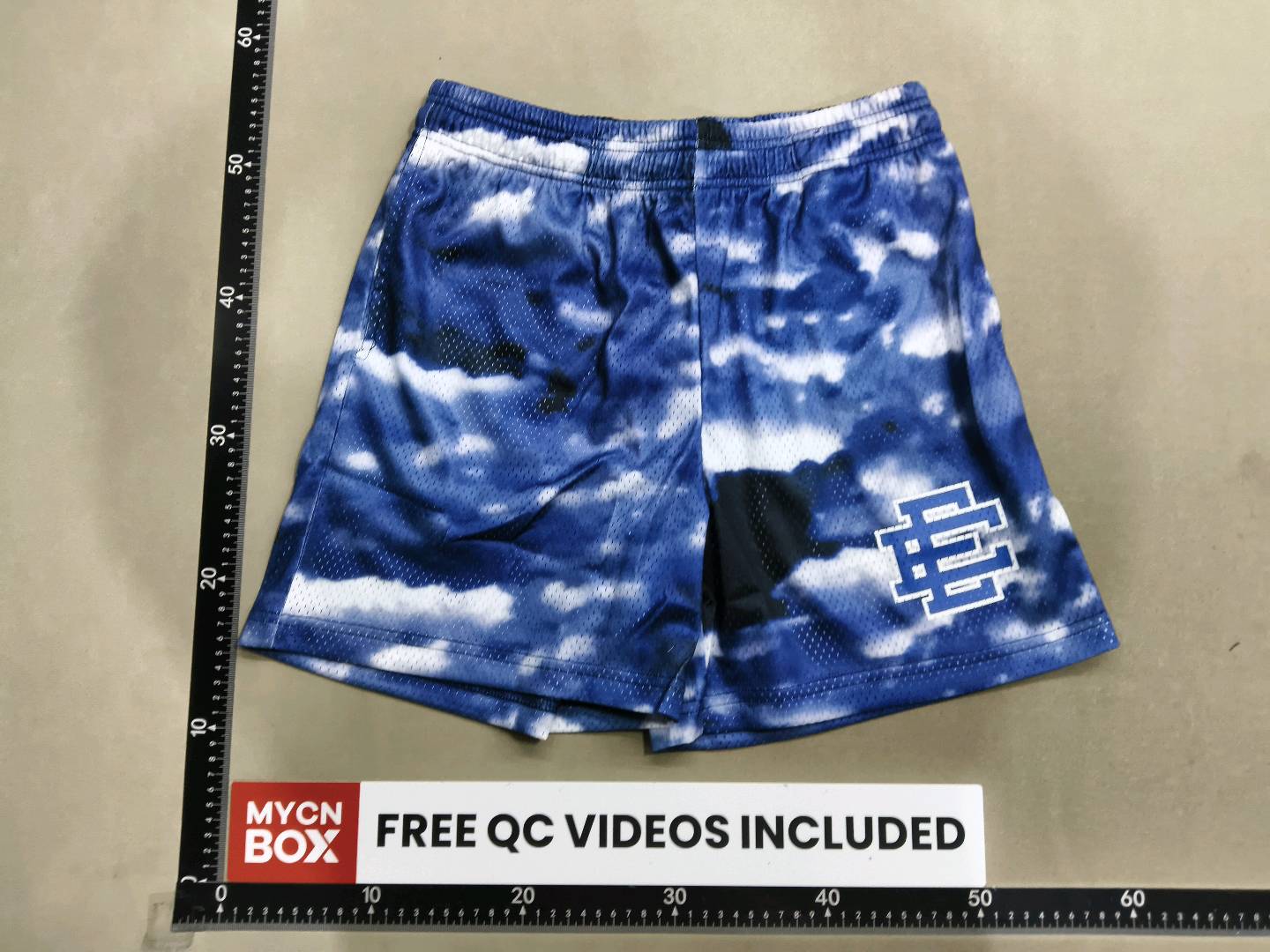 Eric Emanuel Basketball Shorts Blue Cloud Print — foto QC 2