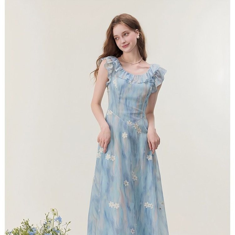 2026 New Summer Style Gradient Floral U-Neck Dress for Women, High-End, Gentle and Elegant, Waist-Cinching A-Line Long Skirt