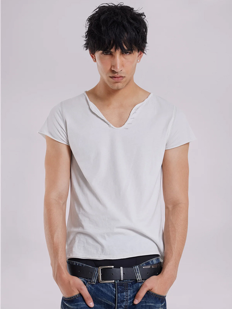 European and American High Street Vintage Henley Collar Short-Sleeve T-Shirt for Men 2026 New Model Wasteland Style Frayed Loose Half-Button Top