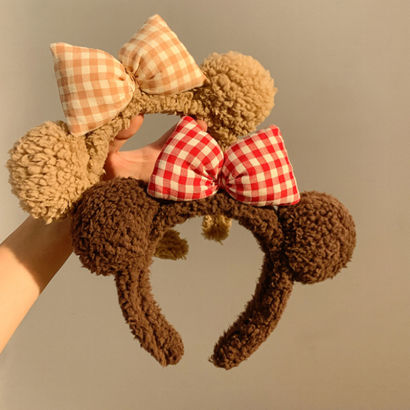 Cute plaid bow bear plush headband female cartoon face washing hair pressing headband non-slip hairpin hair bundle headdress