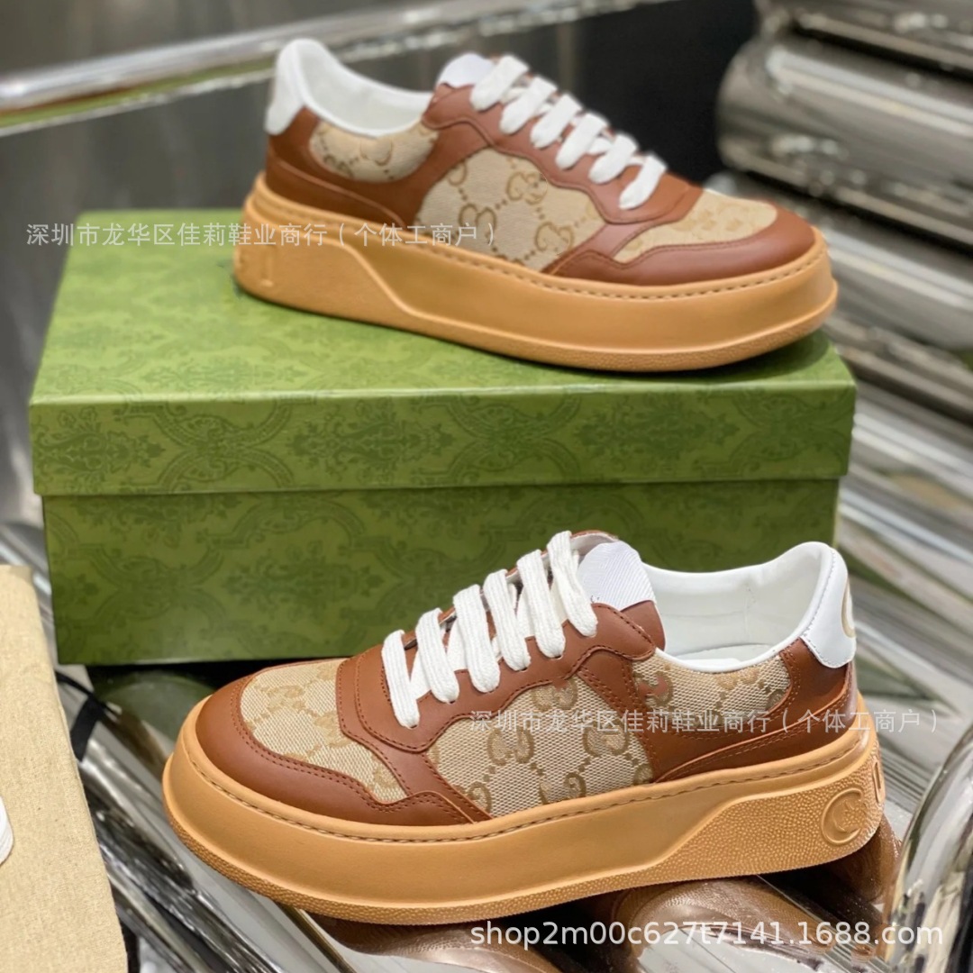 High-End Full-Color g Brand 2025 Thick-Soled Embroidered White Sneakers Classic Monogram Biscuit Shoes Retro Casual Sneakers Foto QC de 1688 na Qualit.ly